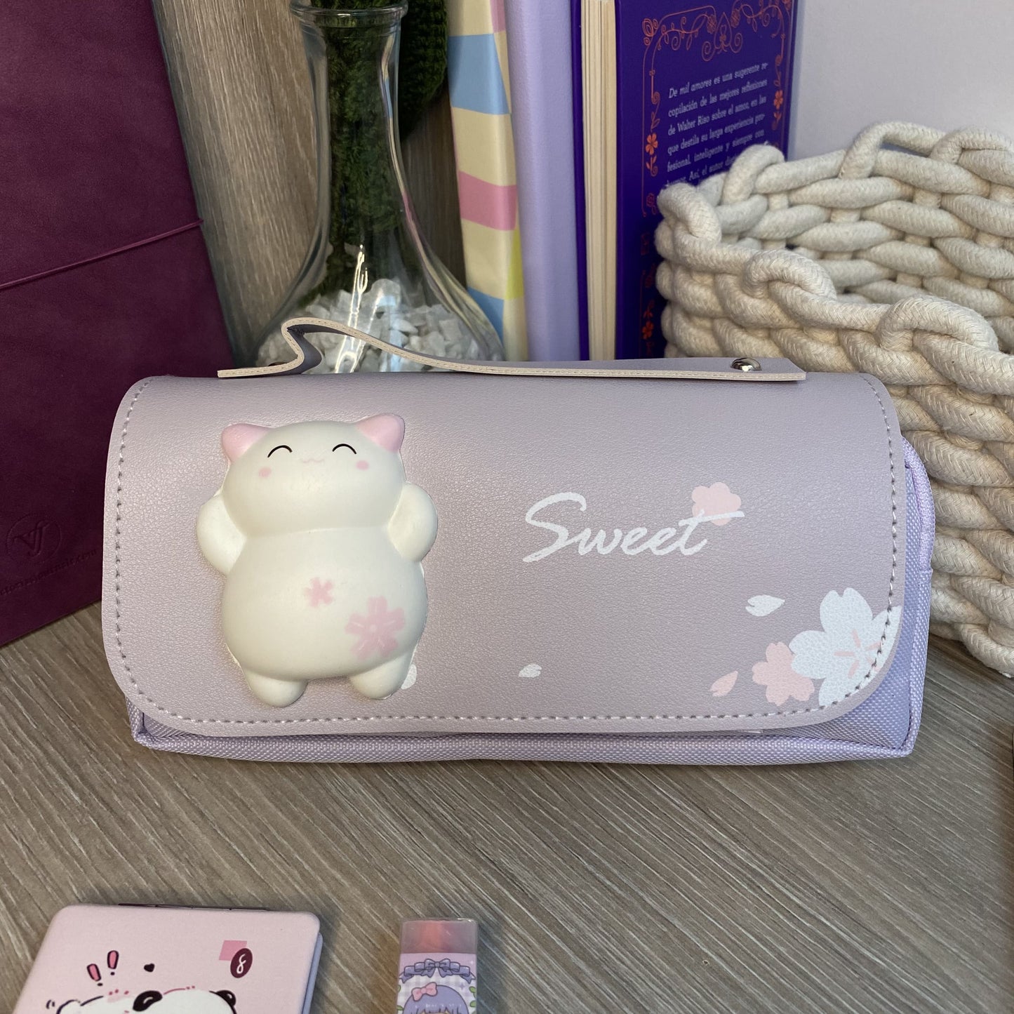 Estuche Organizador con Muñequito Squishy